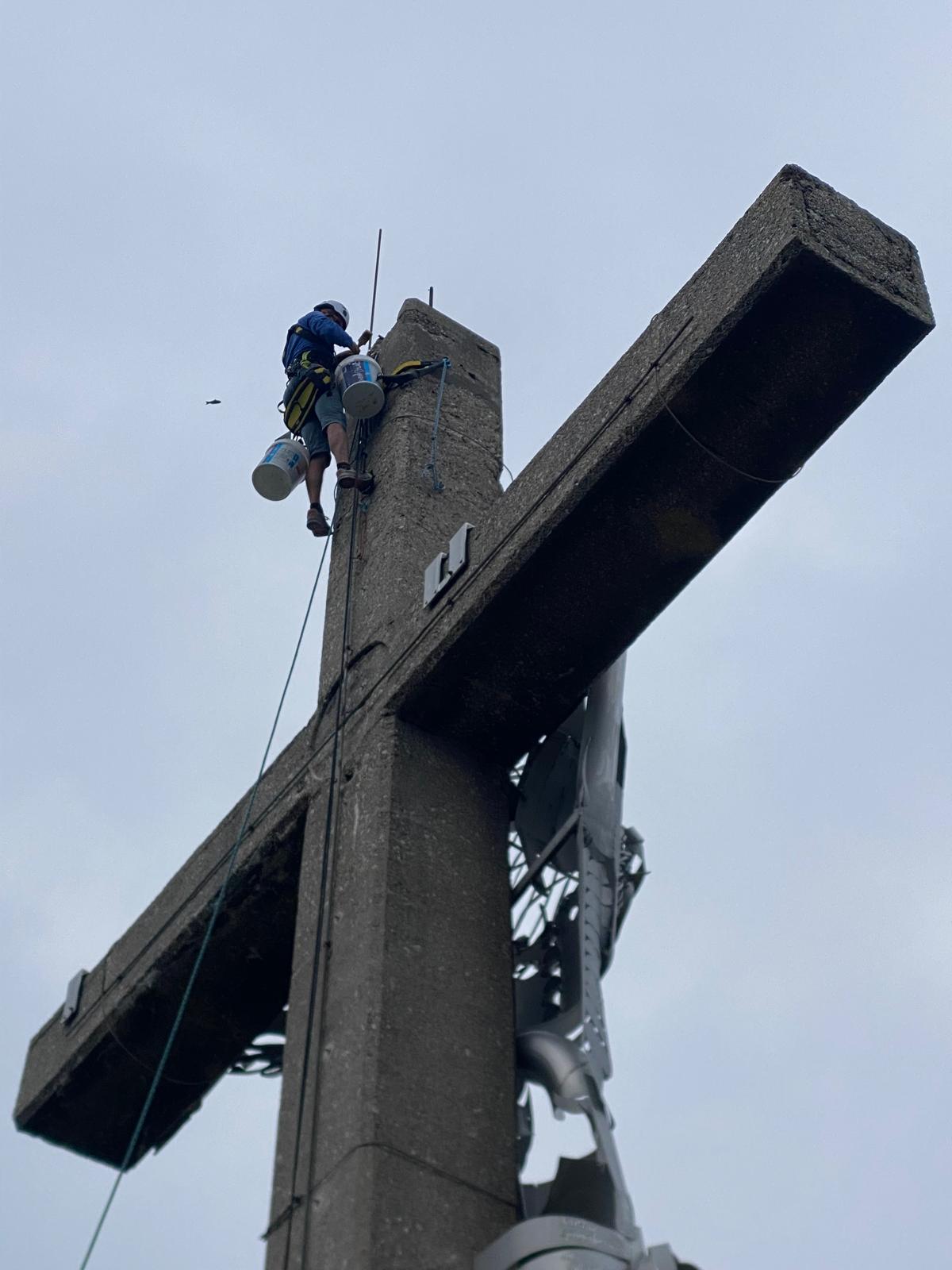 Interventi di manutenzione sul Cristo del Summano Interventi di manutenzione sul Cristo del Summano
